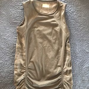 Athleta tank M